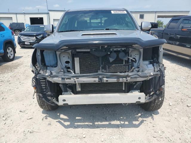 3TMLU4ENXFM186035 - 2015 TOYOTA TACOMA DOUBLE CAB Gümüş fotoğraf 5