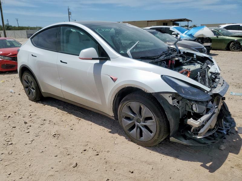 7SAYGDEE1RA332182 - 2024 TESLA MODEL Y 白色 照片 4