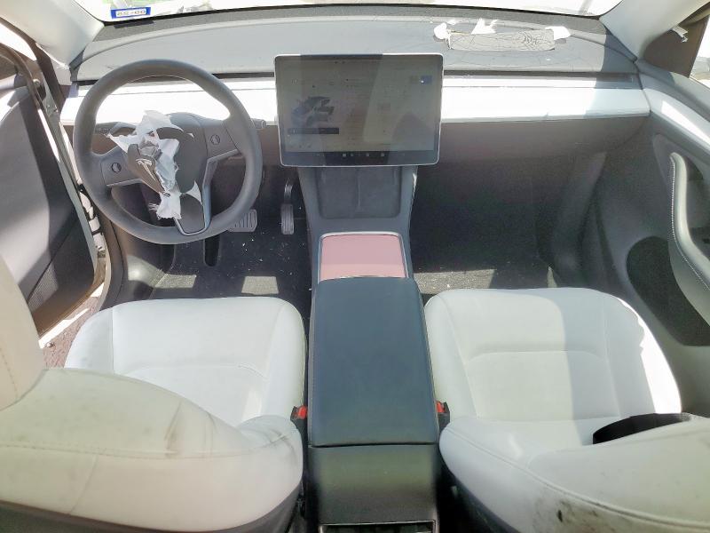 7SAYGDEE1RA332182 - 2024 TESLA MODEL Y 白色 照片 8