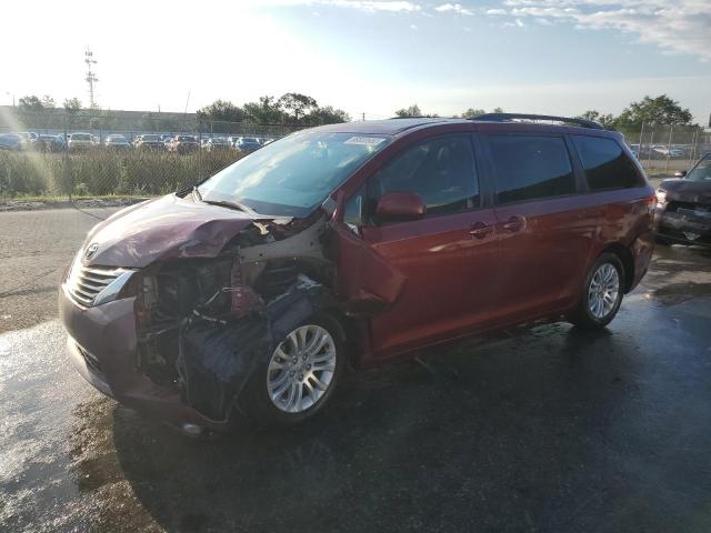 5TDYK3DC1CS268480 - 2012 TOYOTA SIENNA XLE BURGUNDY photo 2