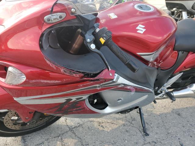 JS1GX72B3G2100569 - 2016 SUZUKI GSX1300 RA RED photo 9