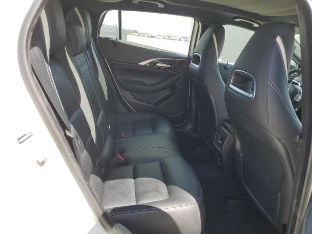 SJKCH5CP5JA043723 - 2018 INFINITI QX30 BASE WHITE photo 11