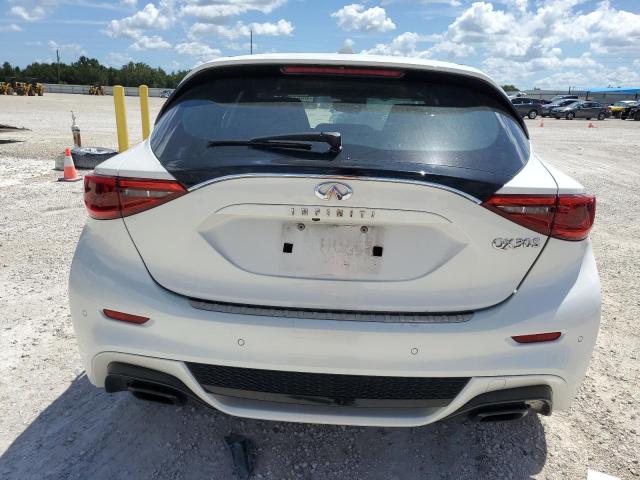 SJKCH5CP5JA043723 - 2018 INFINITI QX30 BASE WHITE photo 6