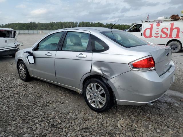 1FAHP3HN4AW212064 - 2010 FORD FOCUS SEL SILVER photo 2