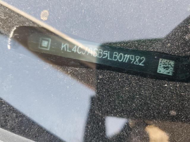 KL4CJASB5LB011982 - 2020 BUICK ENCORE PREFERRED WHITE photo 13