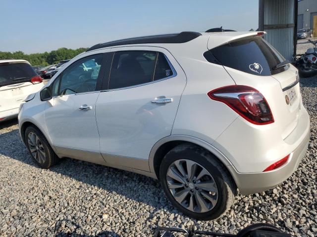 KL4CJASB5LB011982 - 2020 BUICK ENCORE PREFERRED WHITE photo 2