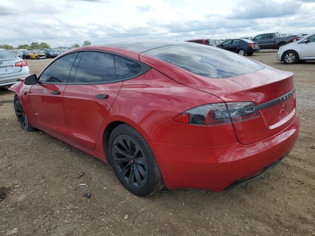5YJSA1E26HF198344 - 2017 TESLA MODEL S RED photo 2