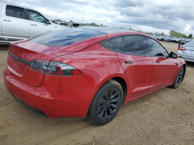 5YJSA1E26HF198344 - 2017 TESLA MODEL S RED photo 3