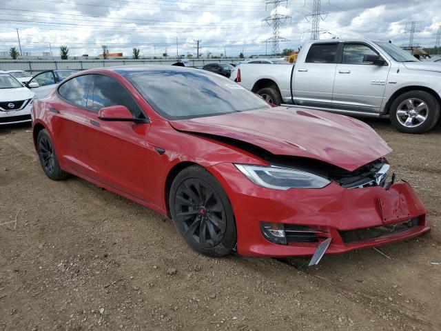 5YJSA1E26HF198344 - 2017 TESLA MODEL S RED photo 4