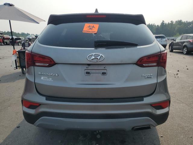 5NMZUDLB7JH083962 - 2018 HYUNDAI SANTA FE S 灰色 照片 6