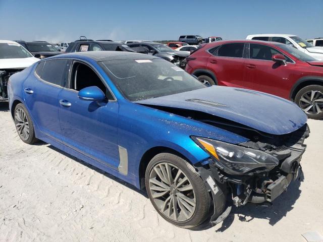 KNAE25LA2J6020960 - 2018 KIA STINGER PREMIUM BLUE photo 4