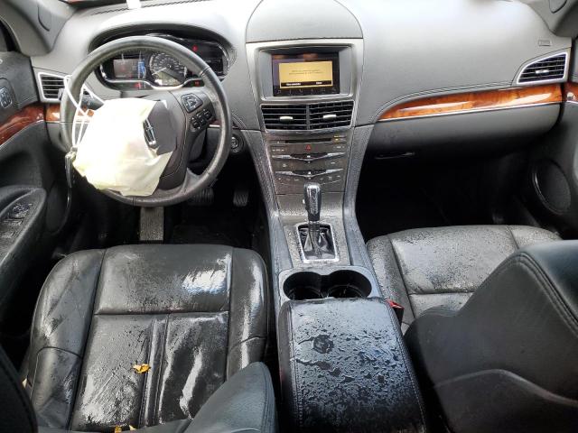 2LMHJ5NK1KBL04530 - 2019 LINCOLN MKT BLACK photo 8