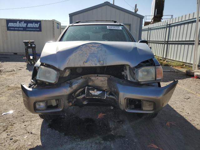 JN8AR07Y5YW417021 - 2000 NISSAN PATHFINDER LE 银色 照片 5
