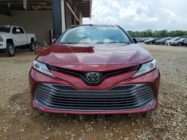 4T1B11HK5JU565108 - 2018 TOYOTA CAMRY L წითელი ფოტო 5