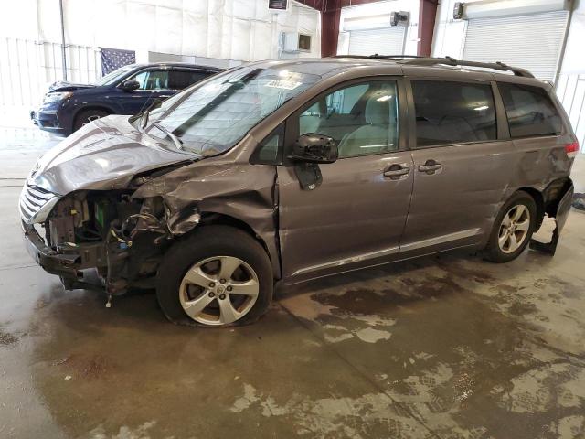 2012 TOYOTA SIENNA LE, 