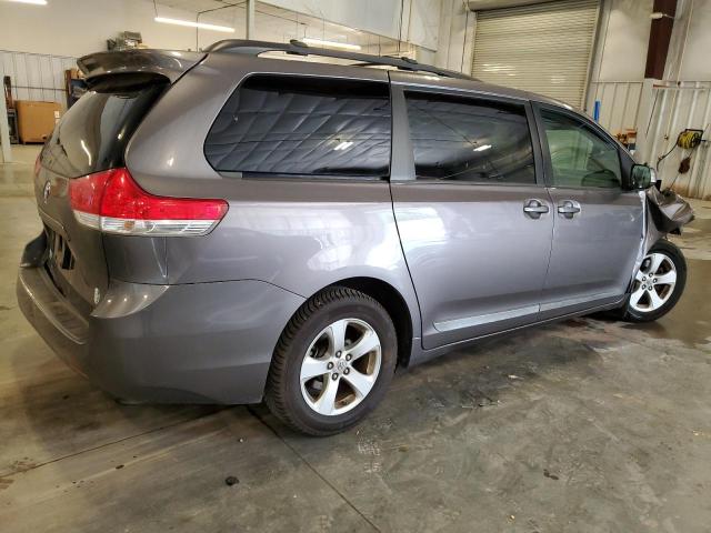 5TDKK3DC8CS256316 - 2012 TOYOTA SIENNA LE GRAY photo 3