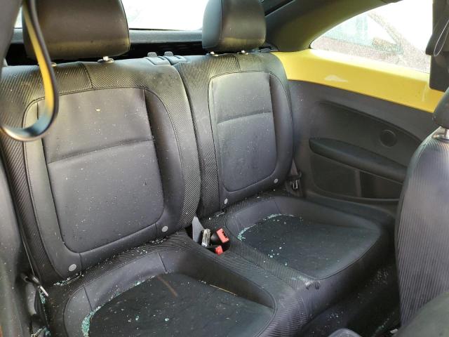 3VWJP7AT9CM610429 - 2012 VOLKSWAGEN BEETLE YELLOW photo 10