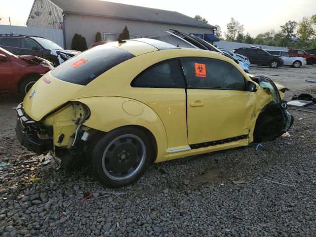 3VWJP7AT9CM610429 - 2012 VOLKSWAGEN BEETLE YELLOW photo 3