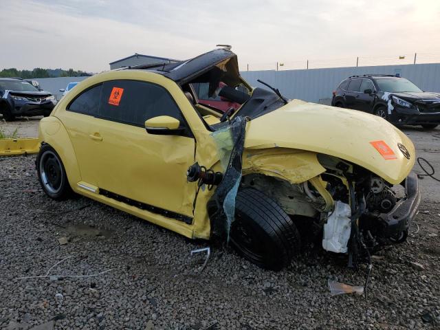 3VWJP7AT9CM610429 - 2012 VOLKSWAGEN BEETLE YELLOW photo 4