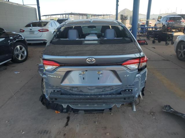 JTDEPRAE3LJ090159 - 2020 TOYOTA COROLLA LE BLUE photo 6