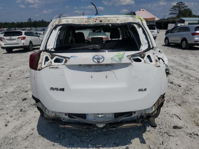 JTMWFREV8FJ047152 - 2015 TOYOTA RAV4 XLE WHITE photo 6