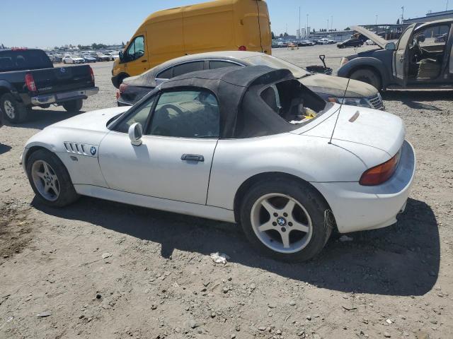 4USCH7329VLB80559 - 1997 BMW Z3 1.9 WHITE photo 2