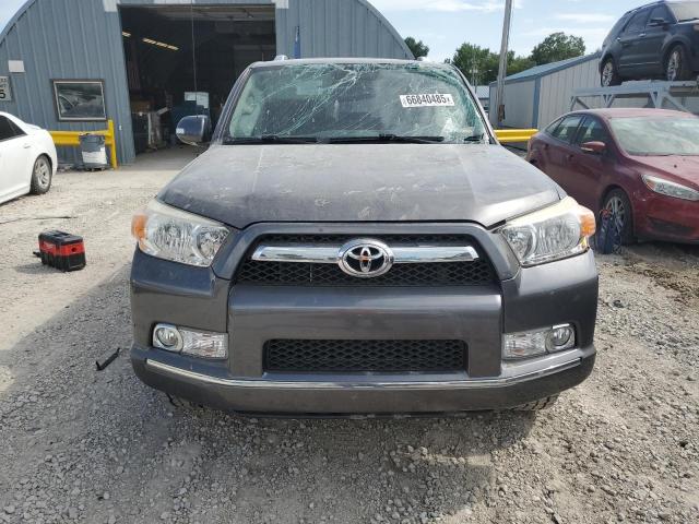 JTEBU5JR0D5144305 - 2013 TOYOTA 4RUNNER SR5 Szary zdjęcie 5