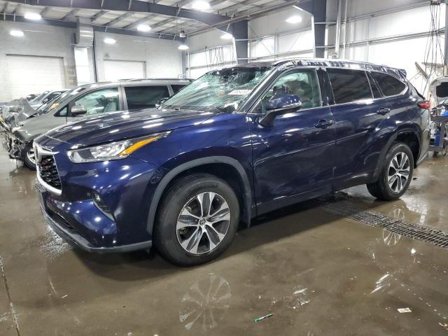 2020 TOYOTA HIGHLANDER XLE, 