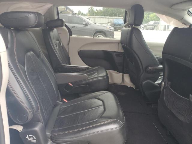 2C4RC1BG0KR665990 - 2019 CHRYSLER PACIFICA TOURING L WHITE photo 11