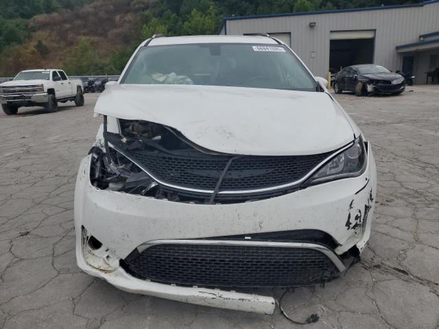 2C4RC1BG0KR665990 - 2019 CHRYSLER PACIFICA TOURING L WHITE photo 5