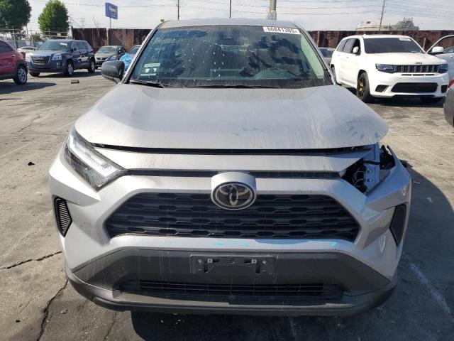 2T3F1RFV5SC500203 - 2025 TOYOTA RAV4 LE ვერცხლისფერი ფოტო 5
