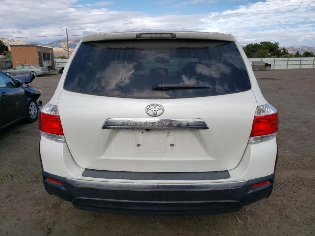 5TDZA3EH4DS038063 - 2013 TOYOTA HIGHLANDER BASE WHITE photo 6