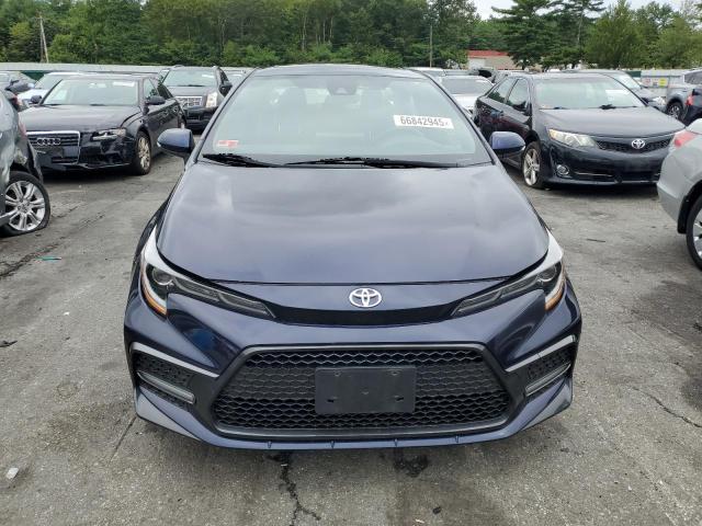 JTDP4RCE6LJ010562 - 2020 TOYOTA COROLLA SE BLUE photo 5