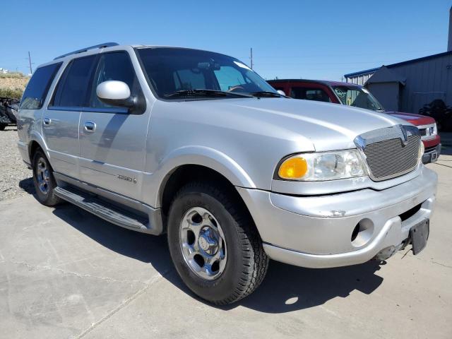 5LMFU28A3YLJ34611 - 2000 LINCOLN NAVIGATOR ვერცხლისფერი ფოტო 4