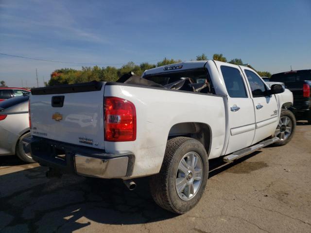 3GCPCSE01CG141914 - 2012 CHEVROLET SILVERADO C1500 LT WHITE photo 4