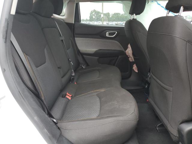 3C4NJDAB3NT172334 - 2022 JEEP COMPASS SPORT WHITE photo 11