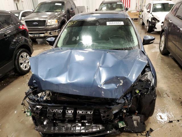 1FADP3N25JL323894 - 2018 FORD FOCUS TITANIUM BLUE photo 5