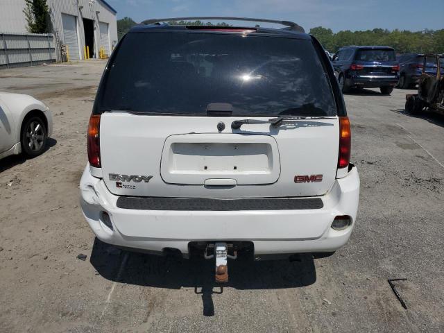 1GKET63M052313502 - 2005 GMC ENVOY DENALI WHITE photo 6