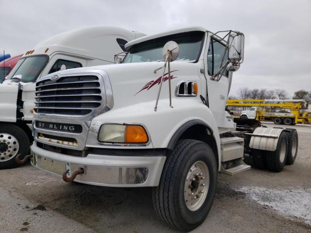 2FWJA3CV38AZ28198 - 2008 STERLING TRUCK AT 9500 WHITE photo 2