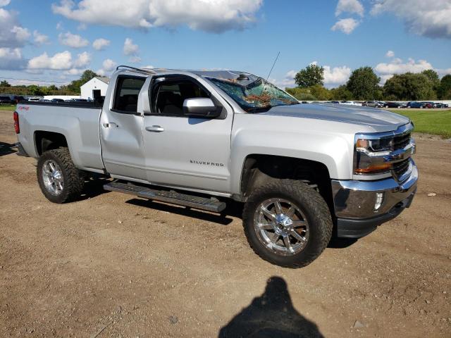 1GCVKREC8HZ154454 - 2017 CHEVROLET silverado K1500 LT SILVER photo 4