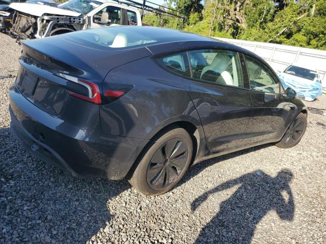5YJ3E1EA3SF985985 - 2025 TESLA MODEL 3 GRAY photo 3