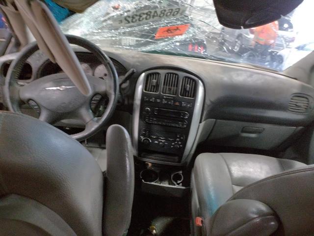 2C4GP54L85R250241 - 2005 CHRYSLER TOWN & COU TOURING 银色 照片 8