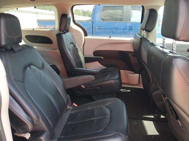 2C4RC1BGXJR290611 - 2018 CHRYSLER PACIFICA TOURING L SILVER photo 11