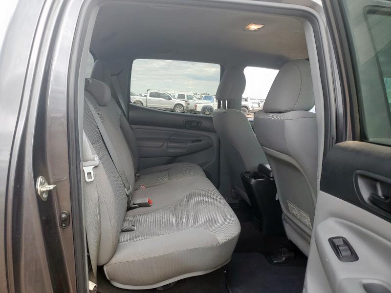 3TMLU4EN4EM158276 - 2014 TOYOTA TACOMA DOUBLE CAB ნაცრისფერი ფოტო 10