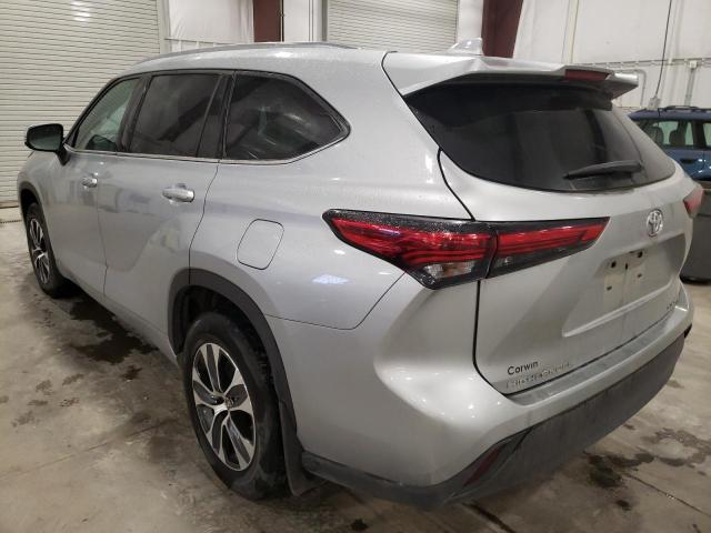 5TDGZRBH9MS529462 - 2021 TOYOTA HIGHLANDER XLE ვერცხლისფერი ფოტო 3