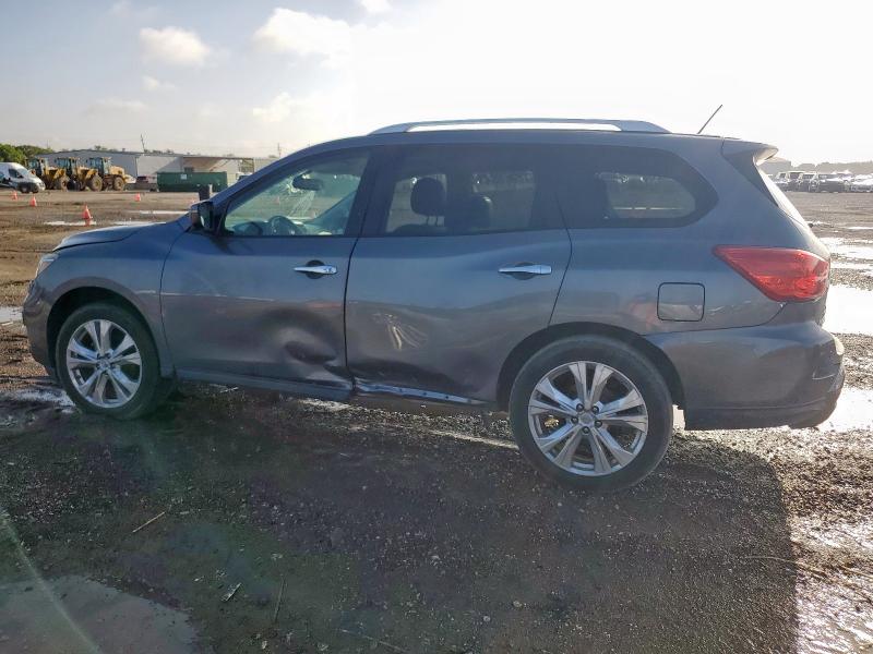 5N1DR2MM7JC649323 - 2018 NISSAN PATHFINDER S SILVER photo 2