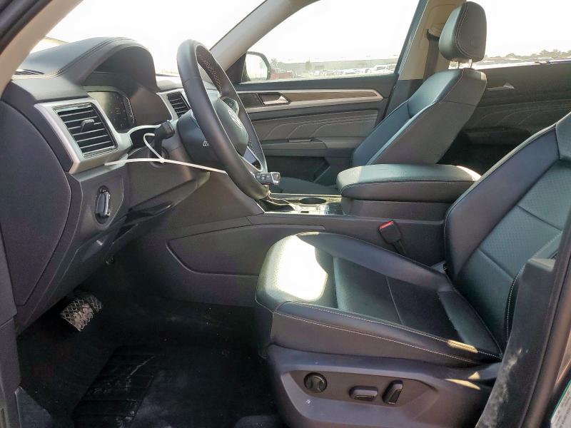 1V2WP2CA3NC546561 - 2022 VOLKSWAGEN ATLAS SE Серый фото 7