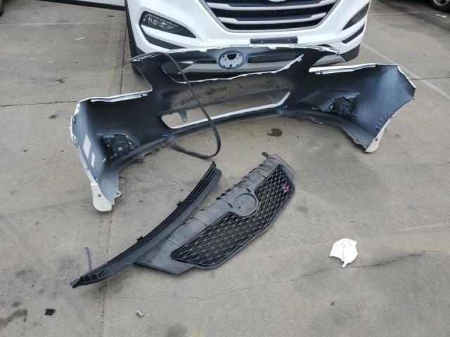 2T1BU4EE1AC477293 - 2010 TOYOTA COROLLA BASE WHITE photo 12