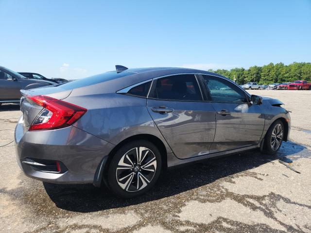 JHMFC1F32JX043948 - 2018 HONDA CIVIC EX GRAY photo 3