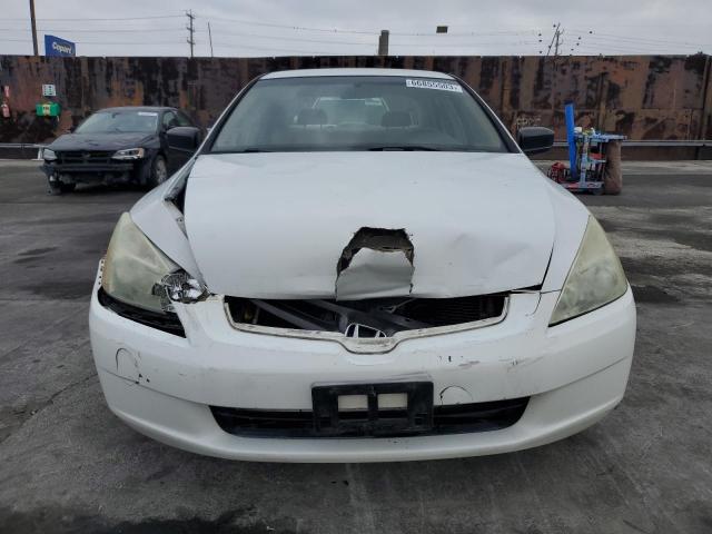 1HGCM561X5A083647 - 2005 HONDA ACCORD DX WHITE photo 5